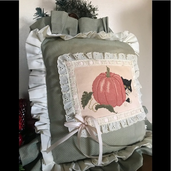 🧡 Rare VTG Handmade Pumpkin Harvest Decor Pillow - Picture 5 of 6